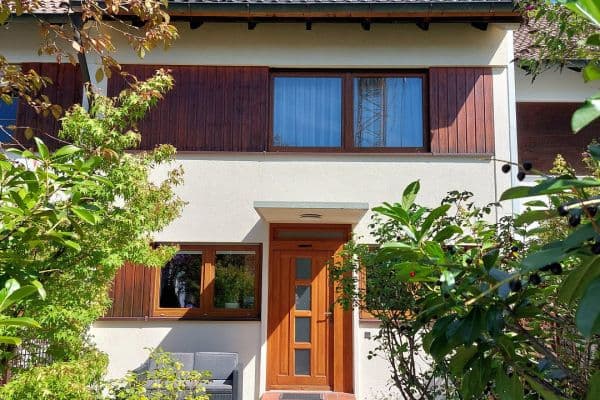 Prodej domu 135 m², pozemek 325 m², Höhenkirchen-Siegertsbrunn, Bavorsko Prodej domu 135 m², pozemek 325 m², Höhenkirchen-Siegertsbrunn, Bavorsko