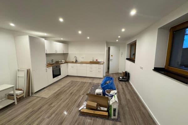 Pronájem bytu 2+1 58 m², Kirchstraße 5, Köln Pronájem bytu 2+1 58 m², Kirchstraße 5, Köln