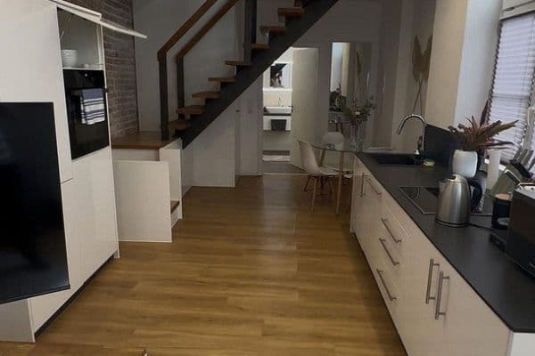 Pronájem bytu 4+1 78 m², Lothringerstrasse 25, Wiesbaden, Hessen Pronájem bytu 4+1 78 m², Lothringerstrasse 25, Wiesbaden, Hessen