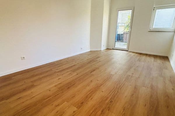 Pronájem bytu 1+1 24 m², Fronbergstraße 4, Kirchheim Pronájem bytu 1+1 24 m², Fronbergstraße 4, Kirchheim
