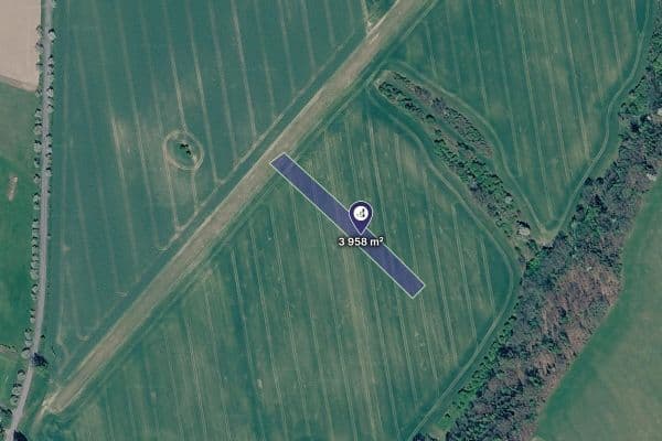 Prodej pozemku 3.958 m², Slatina Prodej pozemku 3.958 m², Slatina