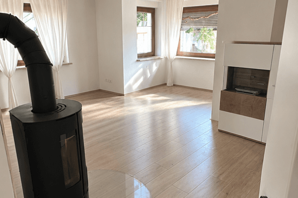 Prodej domu 173 m², pozemek 709 m², Lichtenstein Prodej domu 173 m², pozemek 709 m², Lichtenstein