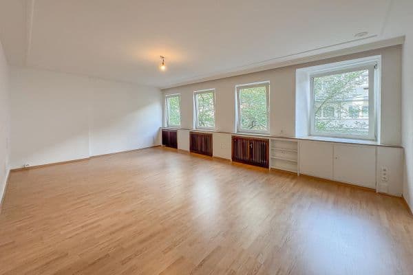Pronájem bytu 3+1 88 m², Ruhrstraße 13-15, Witten, Severní Porýní-Vestfálsko Pronájem bytu 3+1 88 m², Ruhrstraße 13-15, Witten, Severní Porýní-Vestfálsko