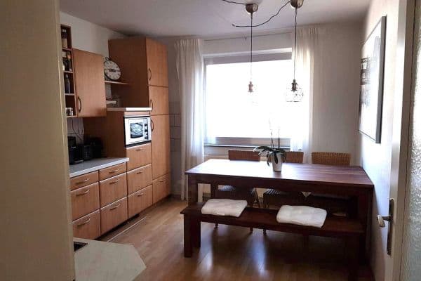 Pronájem bytu 3+1 75 m², Querstr. 5, Wuppertal Pronájem bytu 3+1 75 m², Querstr. 5, Wuppertal