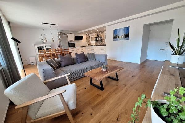 Prodej bytu 3+1 95 m², Karlsruhe, Bádensko-Württembersko Prodej bytu 3+1 95 m², Karlsruhe, Bádensko-Württembersko