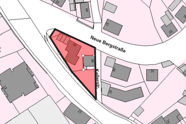 Prodej domu 400 m², pozemek 750 m², Neue Bergstraße 30, Landshut Prodej domu 400 m², pozemek 750 m², Neue Bergstraße 30, Landshut