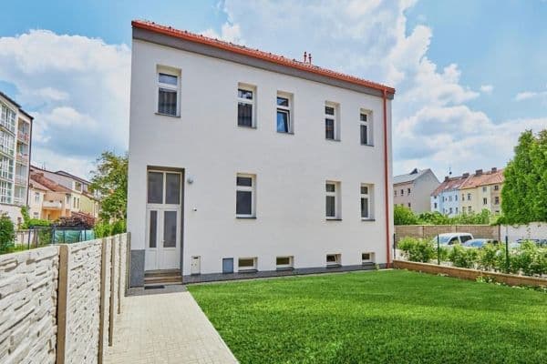 Pronájem bytu 2+kk 51 m², K. Weise, České Budějovice Pronájem bytu 2+kk 51 m², K. Weise, České Budějovice