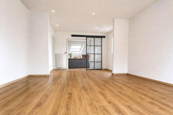 Pronájem bytu 3+1 84 m², Händelstraße 2, Wilkau-Haßlau Pronájem bytu 3+1 84 m², Händelstraße 2, Wilkau-Haßlau