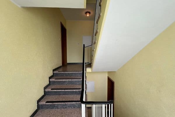 Pronájem bytu 3+1 65 m², Velbert Pronájem bytu 3+1 65 m², Velbert