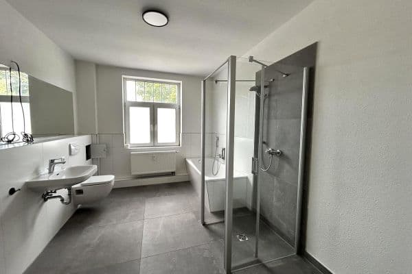 Pronájem bytu 3+1 92 m², Goldbachstraße 8, Hohenstein-Ernstthal Pronájem bytu 3+1 92 m², Goldbachstraße 8, Hohenstein-Ernstthal