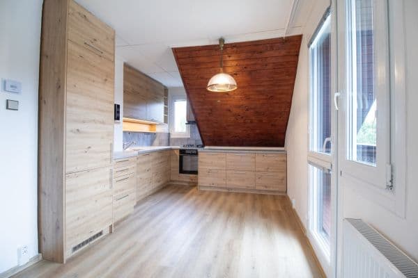 Pronájem bytu 3+kk 75 m², Mladých, Praha Pronájem bytu 3+kk 75 m², Mladých, Praha
