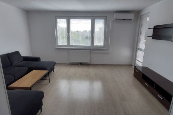Prodej bytu 3+1 67 m², Hlavná, Šamorín Prodej bytu 3+1 67 m², Hlavná, Šamorín