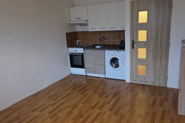 Prodej bytu 1+kk 27 m², Počernická, Praha Prodej bytu 1+kk 27 m², Počernická, Praha