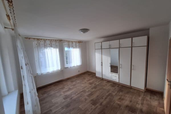 Pronájem bytu 3+1 82 m², Blahoslavova, Karlovy Vary Pronájem bytu 3+1 82 m², Blahoslavova, Karlovy Vary