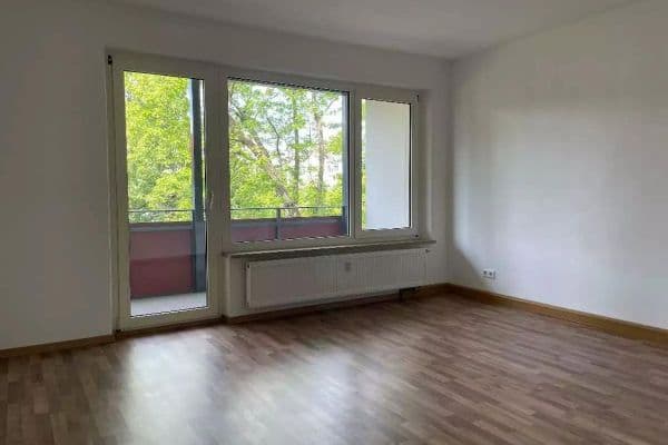 Pronájem bytu 2+1 60 m², Erlangen, Bavorsko Pronájem bytu 2+1 60 m², Erlangen, Bavorsko