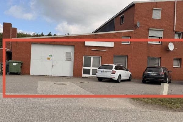 Pronájem nebytového prostoru 420 m², Seelandstraße 32, Lübeck, Šlesvicko-Holštýnsko Pronájem nebytového prostoru 420 m², Seelandstraße 32, Lübeck, Šlesvicko-Holštýnsko