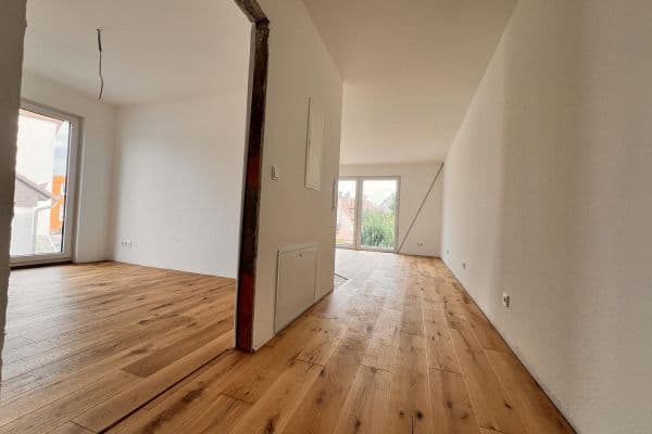 Pronájem bytu 2+1 43 m², Frankfurt, Hessen Pronájem bytu 2+1 43 m², Frankfurt, Hessen