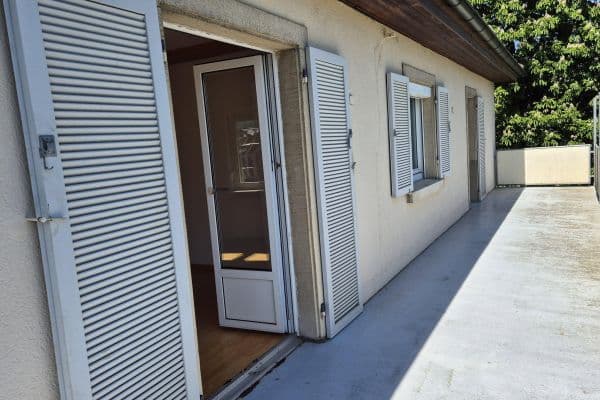 Pronájem bytu 3+1 113 m², Bad Säckingen Pronájem bytu 3+1 113 m², Bad Säckingen