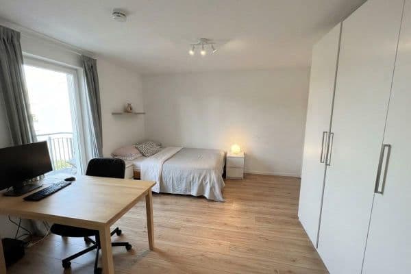 Pronájem bytu 1+1 26 m², Erlangen Pronájem bytu 1+1 26 m², Erlangen