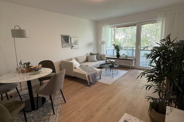 Prodej bytu 3+1 78 m², Bert-Brecht-Straße 14, Wiesbaden Prodej bytu 3+1 78 m², Bert-Brecht-Straße 14, Wiesbaden