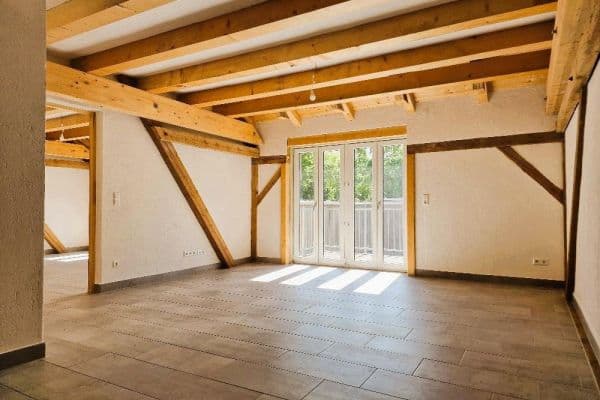 Pronájem bytu 3+1 88 m², Am Küsterberg 6B, Wolfsburg Ehmen Pronájem bytu 3+1 88 m², Am Küsterberg 6B, Wolfsburg Ehmen