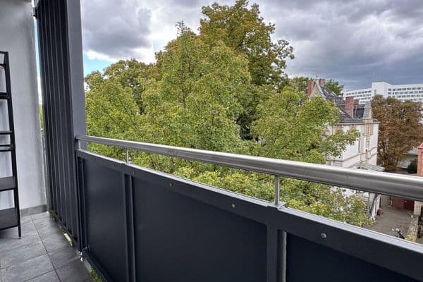 Pronájem bytu 1+1 27 m², Viktoriastraße, Wiesbaden Pronájem bytu 1+1 27 m², Viktoriastraße, Wiesbaden