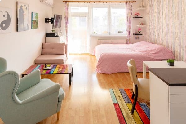Prodej bytu 1+kk 31 m², Podkovářská, Praha Prodej bytu 1+kk 31 m², Podkovářská, Praha