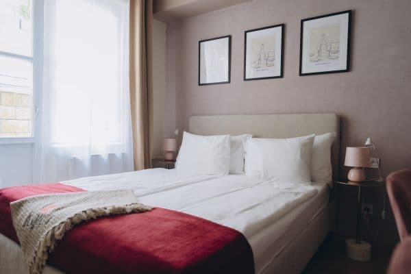 Pronájem bytu 16 m², Bulharská, Karlovy Vary, Karlovarský kraj Pronájem bytu 16 m², Bulharská, Karlovy Vary, Karlovarský kraj