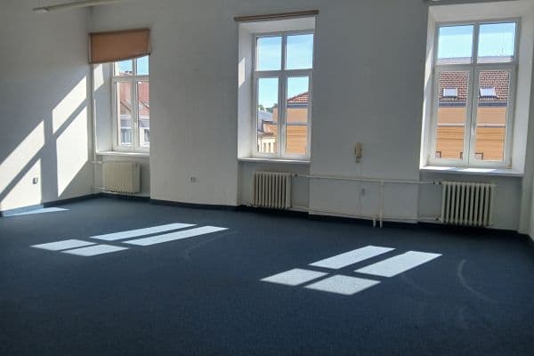 Pronájem kanceláře 79 m², Kounicova, Brno Pronájem kanceláře 79 m², Kounicova, Brno