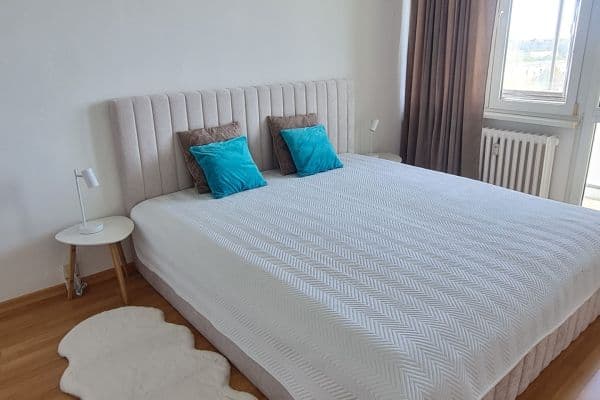 Pronájem bytu 2+1 60 m², Komárnická, Pronájem bytu 2+1 60 m², Komárnická,