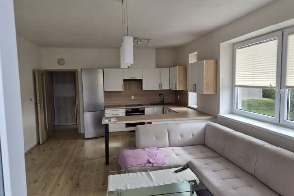 Pronájem bytu 3+kk 84 m², U Václava, SO POÚ Plasy Pronájem bytu 3+kk 84 m², U Václava, SO POÚ Plasy