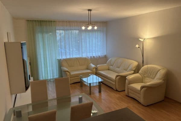 Pronájem bytu 2+kk 64 m², Chlebovická, Praha Pronájem bytu 2+kk 64 m², Chlebovická, Praha