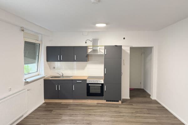 Pronájem bytu 1+1 30 m², Schmidstraße 24, Bochum Pronájem bytu 1+1 30 m², Schmidstraße 24, Bochum