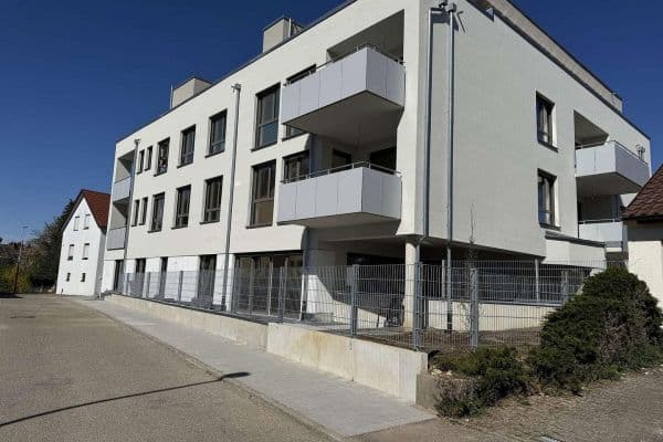 Pronájem bytu 3+kk 94 m², Hauptstraße 62, Neckarwestheim Pronájem bytu 3+kk 94 m², Hauptstraße 62, Neckarwestheim