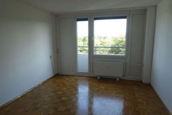 Pronájem bytu 3+1 80 m², Im Asemwald, Stuttgart, Bádensko-Württembersko Pronájem bytu 3+1 80 m², Im Asemwald, Stuttgart, Bádensko-Württembersko
