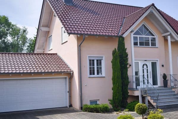 Prodej domu 215 m², pozemek 516 m², Neuenstadt Prodej domu 215 m², pozemek 516 m², Neuenstadt