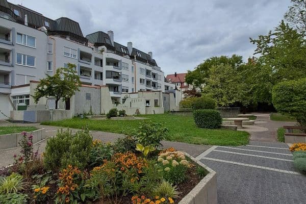 Prodej bytu 4+kk 117 m², Stuttgart, Bádensko-Württembersko Prodej bytu 4+kk 117 m², Stuttgart, Bádensko-Württembersko