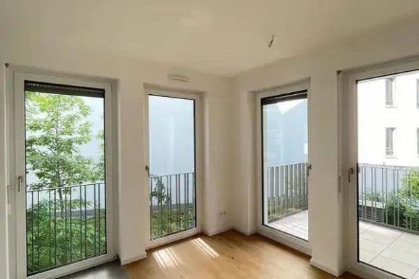 Pronájem bytu 2+1 55 m², Moselstraße, Frankfurt am Main, Hessen Pronájem bytu 2+1 55 m², Moselstraße, Frankfurt am Main, Hessen