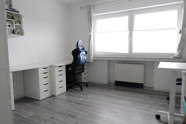 Pronájem bytu 3+1 82 m², Otto-Brenner-Straße 144, Bielefeld, Severní Porýní-Vestfálsko Pronájem bytu 3+1 82 m², Otto-Brenner-Straße 144, Bielefeld, Severní Porýní-Vestfálsko