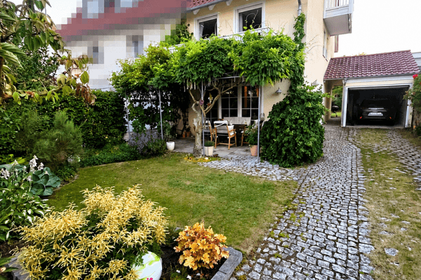 Prodej domu 156 m², pozemek 372 m², Markt Indersdorf, Bavorsko Prodej domu 156 m², pozemek 372 m², Markt Indersdorf, Bavorsko