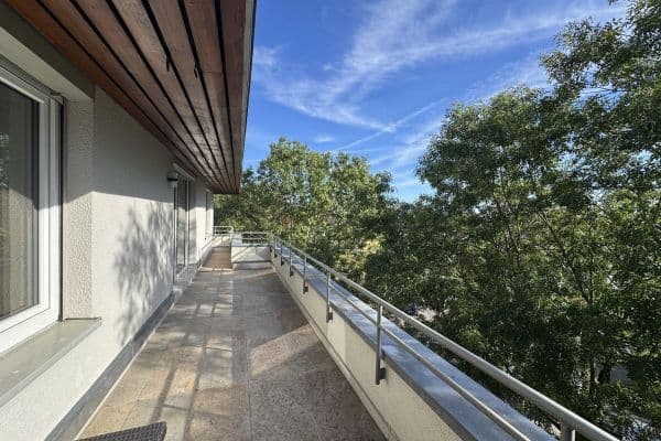 Prodej bytu 4+1 91 m², Konrad-Adenauer-Straße 2/1, Weinheim Prodej bytu 4+1 91 m², Konrad-Adenauer-Straße 2/1, Weinheim