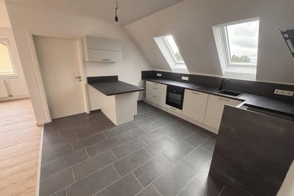 Pronájem bytu 4+1 88 m², Wunstorf Pronájem bytu 4+1 88 m², Wunstorf