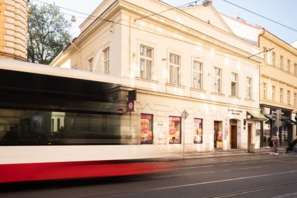 Pronájem nebytového prostoru 57 m², Růžová, Praha Pronájem nebytového prostoru 57 m², Růžová, Praha