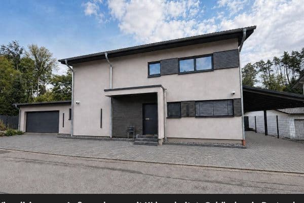 Prodej domu 177 m², pozemek 941 m², Reichshof, Severní Porýní-Vestfálsko Prodej domu 177 m², pozemek 941 m², Reichshof, Severní Porýní-Vestfálsko