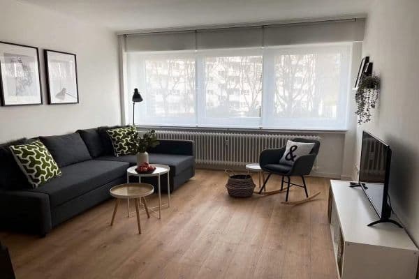 Pronájem bytu 2+1 65 m², Köln Pronájem bytu 2+1 65 m², Köln