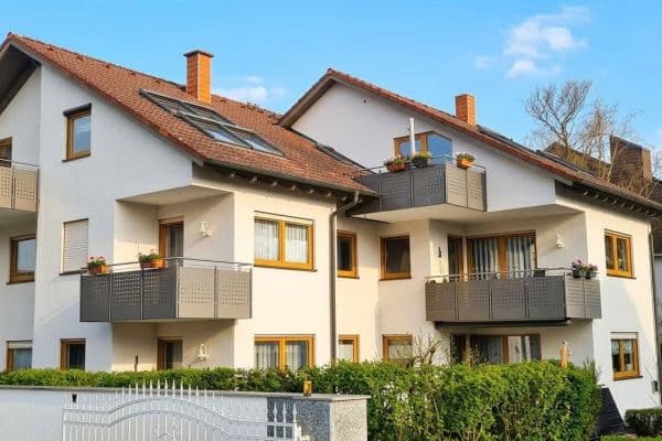 Prodej bytu 4+1 114 m², Aschaffenburg Prodej bytu 4+1 114 m², Aschaffenburg
