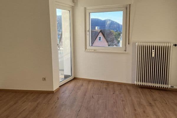 Pronájem bytu 1+1 32 m², Eberhardstr. 60, Geislingen Pronájem bytu 1+1 32 m², Eberhardstr. 60, Geislingen