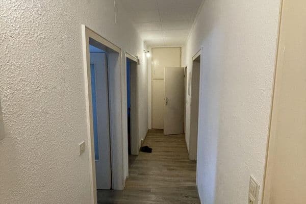 Pronájem bytu 2+1 53 m², Grütterstraße 11a, Hameln, Dolní Sasko Pronájem bytu 2+1 53 m², Grütterstraße 11a, Hameln, Dolní Sasko