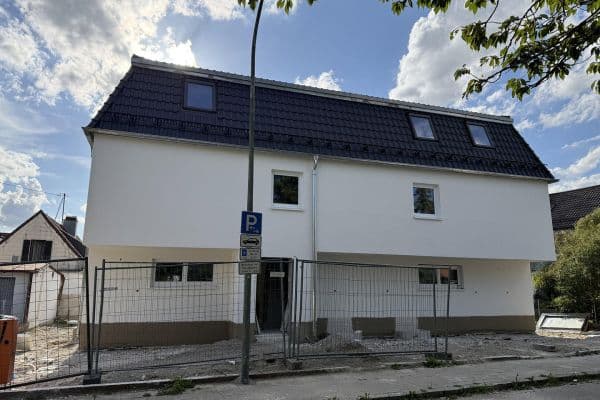 Pronájem bytu 2+1 53 m², Freisinger Weg 35, Neufahrn b. Freising, Bavorsko Pronájem bytu 2+1 53 m², Freisinger Weg 35, Neufahrn b. Freising, Bavorsko