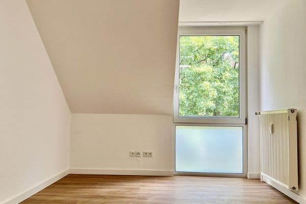 Prodej bytu 1+1 22 m², Saarbrücken, Země Sársko Prodej bytu 1+1 22 m², Saarbrücken, Země Sársko